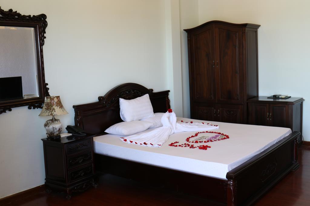 Thai Binh II Hotel Hue Exterior foto