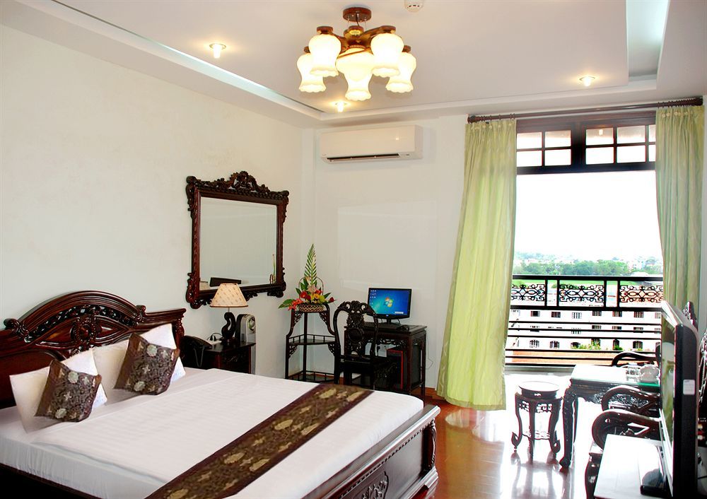 Thai Binh II Hotel Hue Exterior foto